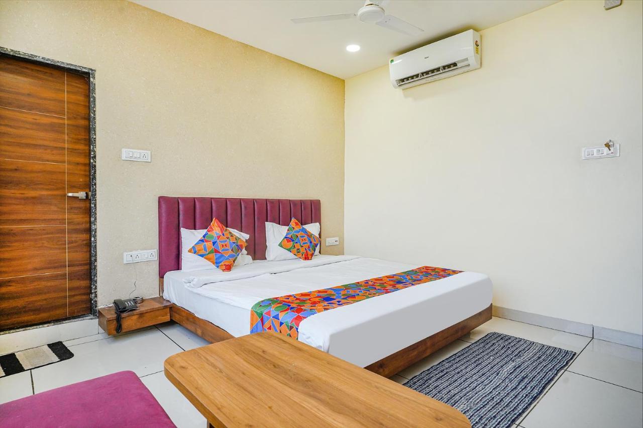 Fabhotel Sukh Vilas Indore Bagian luar foto