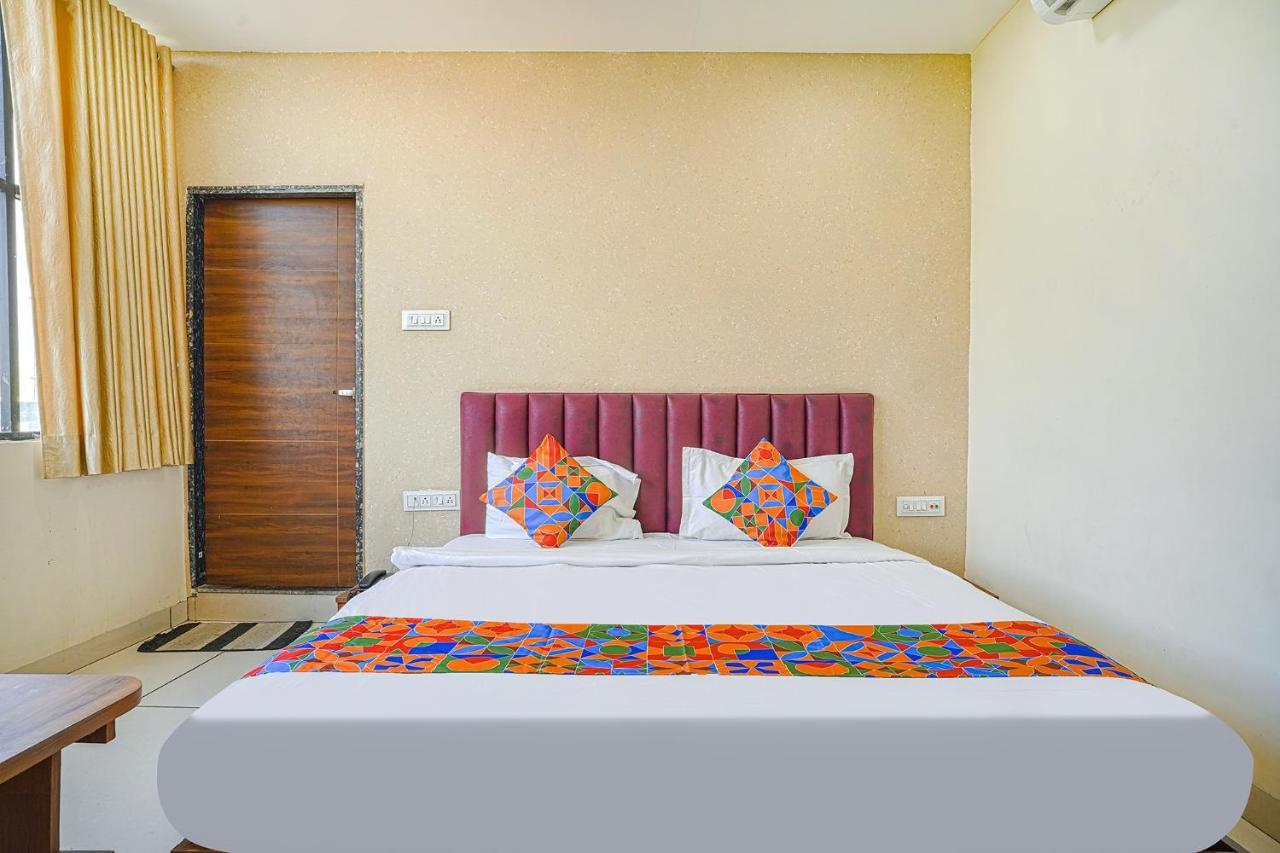 Fabhotel Sukh Vilas Indore Bagian luar foto